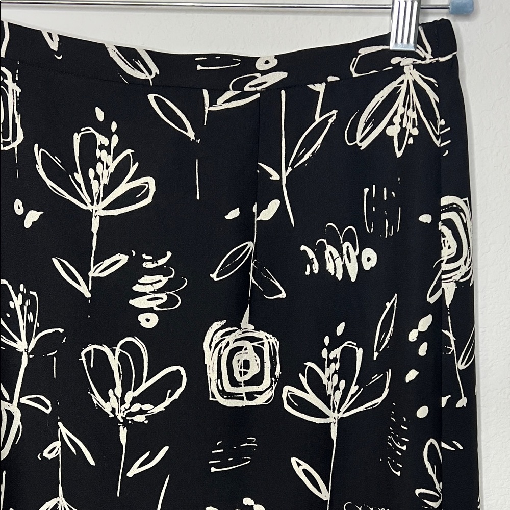 Pendleton Black Long Skirt with White Floral Pattern size 12 - fits like 8-10